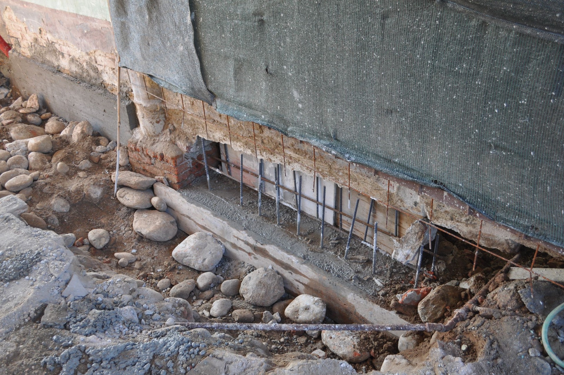 Foundation underpinning